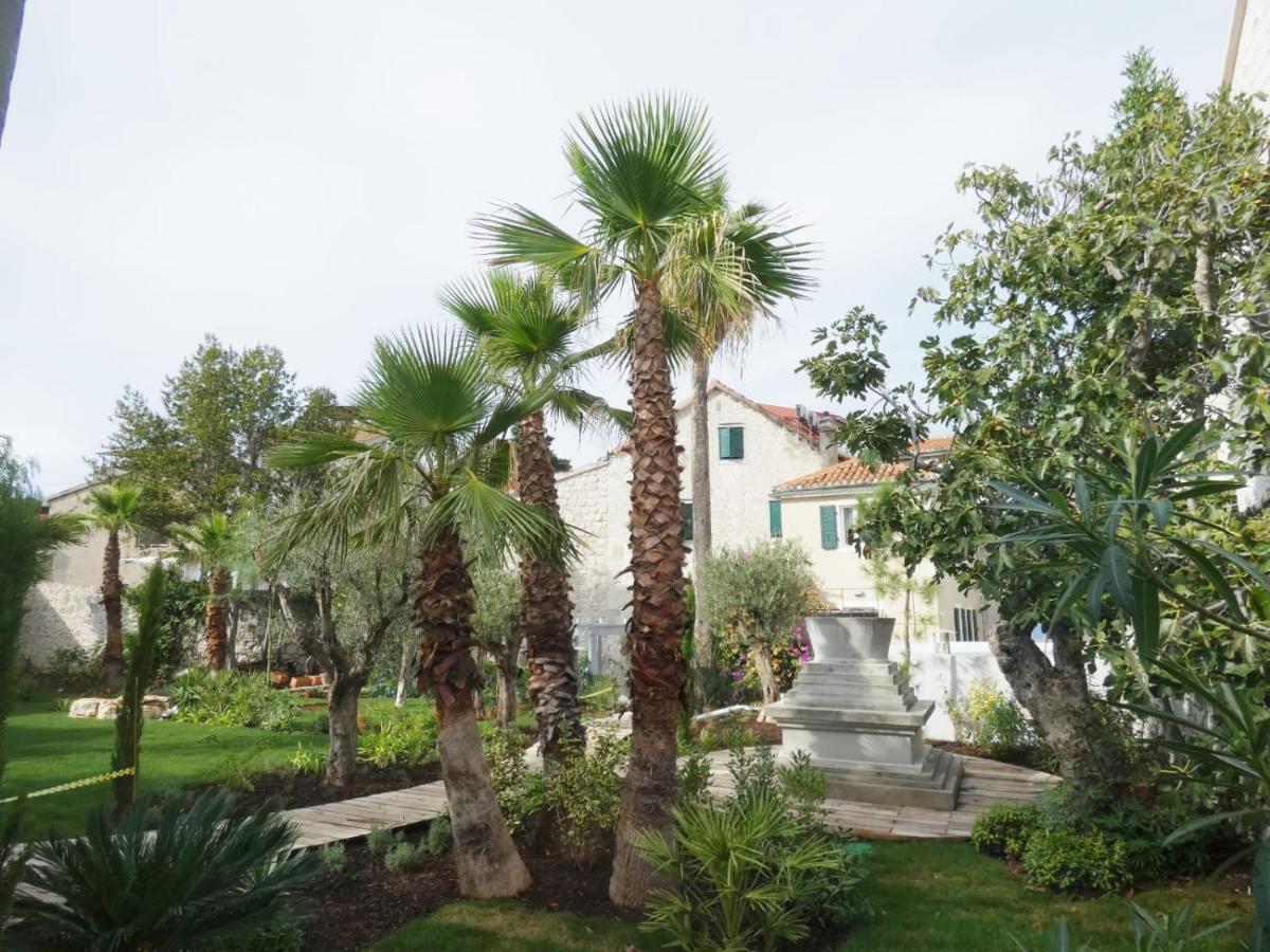 Divota Apartment Hotel Spalato Esterno foto